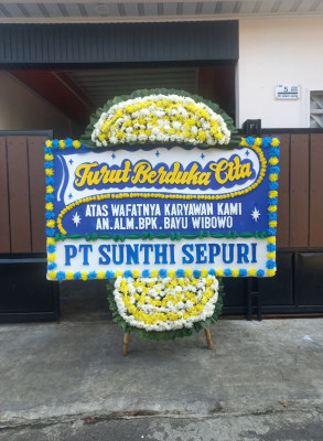 Papan Bunga Duka di Talawi Mudiak